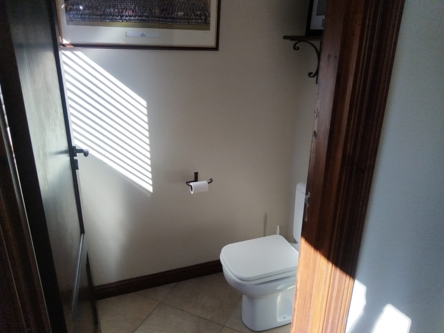 To Let 4 Bedroom Property for Rent in Kenrock Country Estate Western Cape